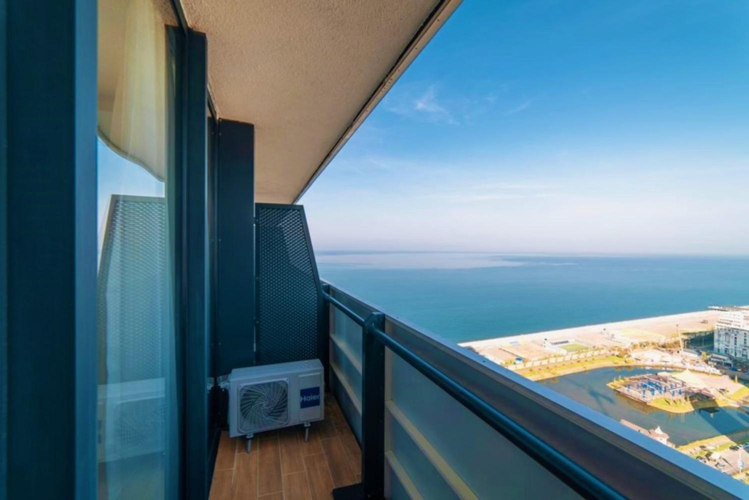 Orbi City Panoramic View Batumi Exterior photo